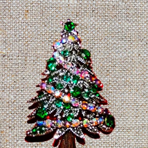 Small Crystal Christmas Tree Brooch  - C - Picture 8 of 16